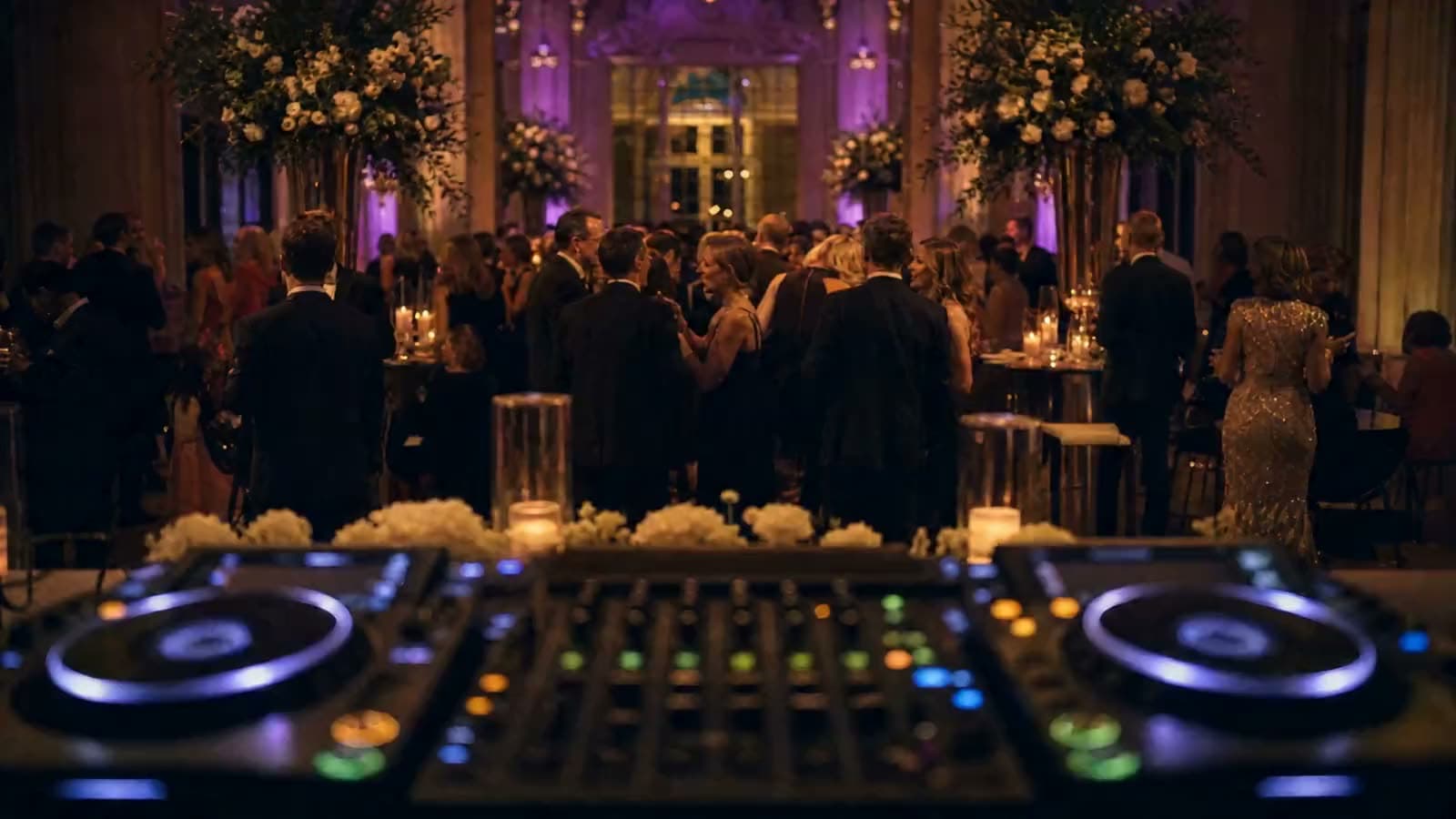 Houseleggers DJ set at a corporate gala in Brussels, guests in evening wear